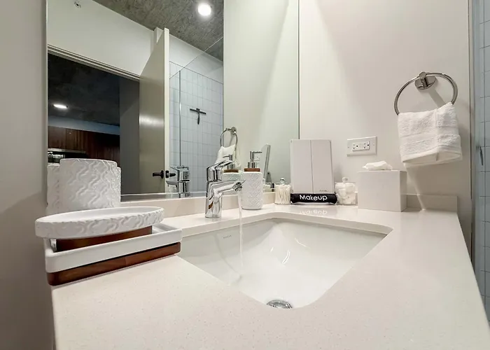 Wabash 4br - Pool Free In & Out Parking 6 Apartamento *