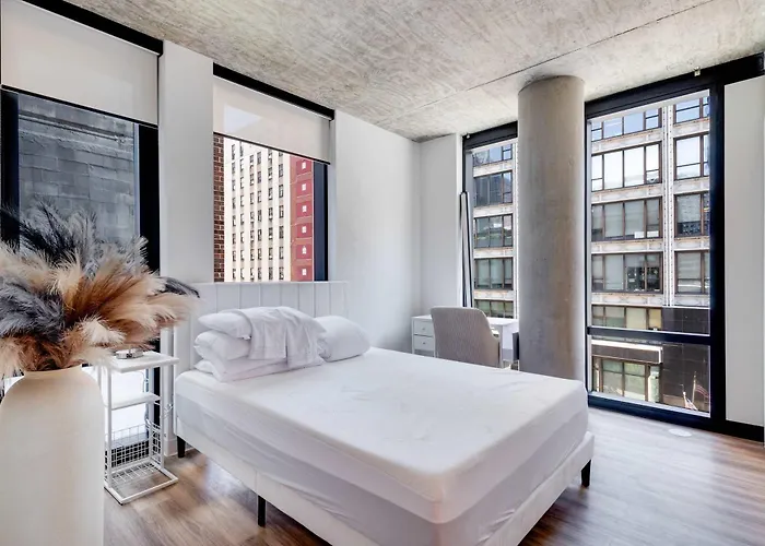 Wabash 4br - Pool Free In & Out Parking 6 Chicago
