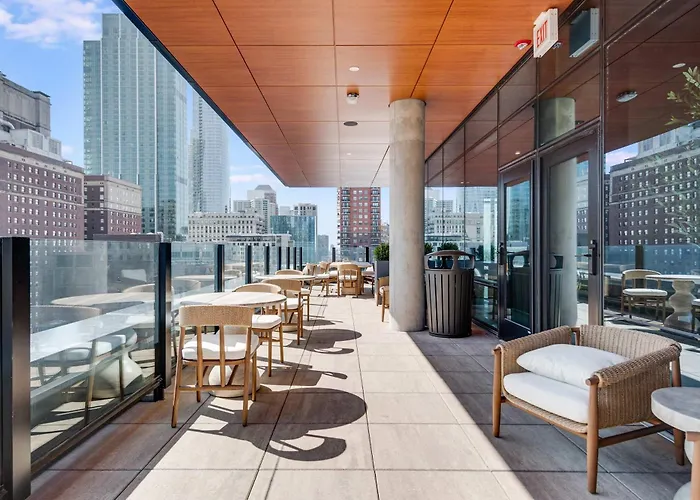 Apartment Wabash 4br - Pool Free In & Out Parking 6